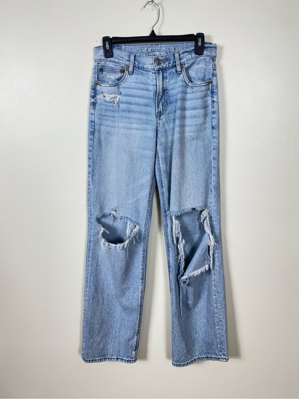 American Eagle Womens StovePipe Baggy Jeans Size 2 Grunge Light Wash Distressed